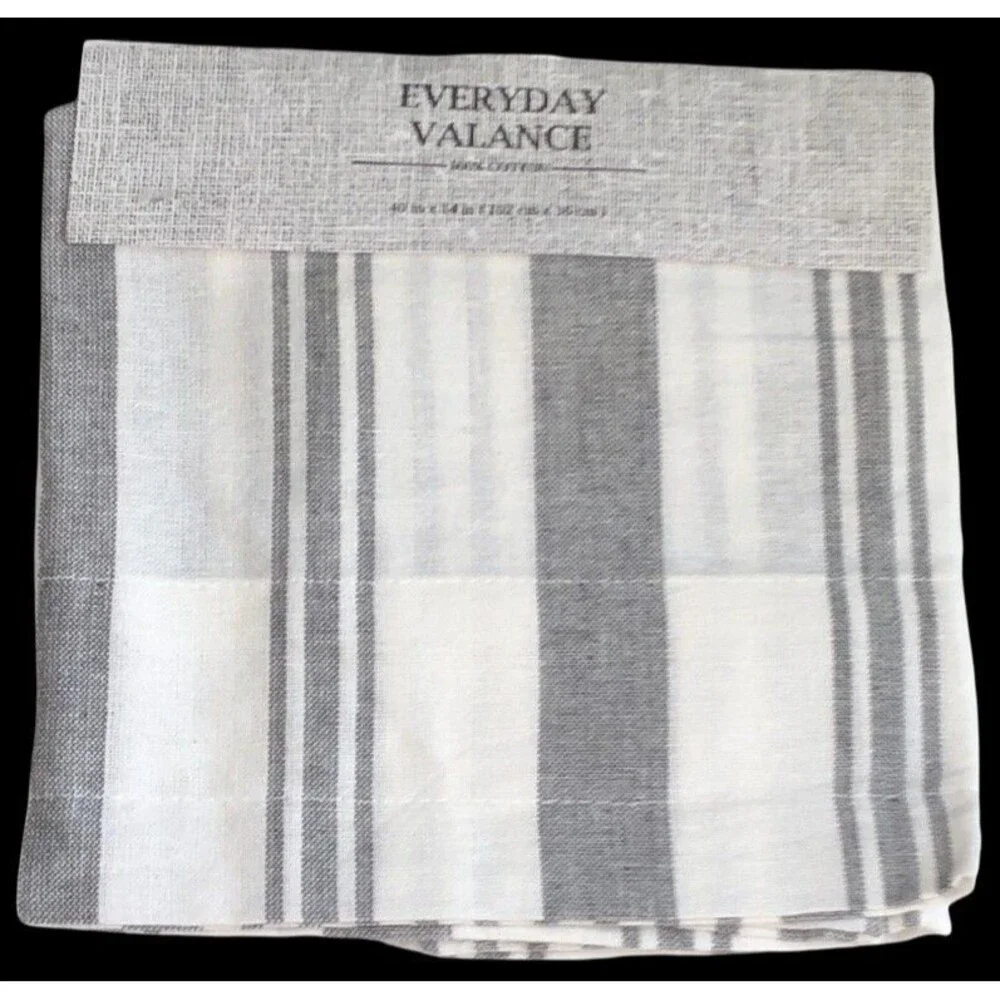 Nantucket gray white